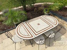 Table jardin mosaïque en fer forgé Table jardin mosaique ovale 200cm (table carrée plus consoles) Céramique blanche 2 cercles et ses 3 étoiles Argile cuite