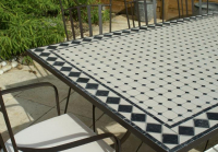 Table jardin mosaïque en fer forgé Table jardin mosaique rectangle 200cm Céramique Blanche et ses losanges  en Ardoise