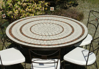 Table jardin mosaïque en fer forgé Table jardin mosaique ronde 130cm Céramique blanche 3 cercles Argile cuite
