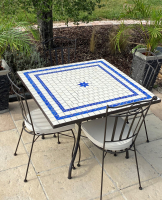 Table jardin mosaïque en fer forgé Table jardin mosaique carrée 100cm x 100 cm Céramique blanches 2 lignes et son étoile en Céramique Bleue