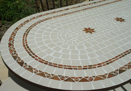 Table jardin mosaïque en fer forgé Table jardin mosaique ovale 160cm Céramique Blanche 2 cercles 3 étoiles Argile cuite
