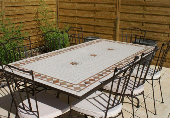 Table jardin mosaïque en fer forgé Table jardin mosaique rectangle 200cm Céramique Blanche losange et ses 3 étoiles en Argile cuite