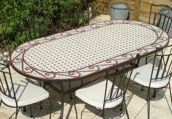 Table jardin mosaïque en fer forgé Table jardin mosaique ovale 200cm Céramique blanche et ses Arabesques en Céramique Rouge