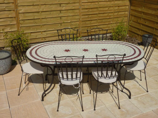 Table jardin mosaïque en fer forgé Table jardin mosaique ovale 200cm Céramique blanche 2 lignes  3 étoiles en Céramique Rouge